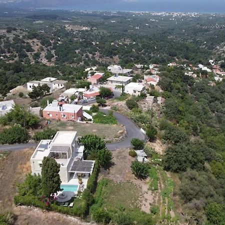 Traditional Stonebuilt Villa Leonanto, Only 5 Km From A Sandy Beach Kástellos Buitenkant foto