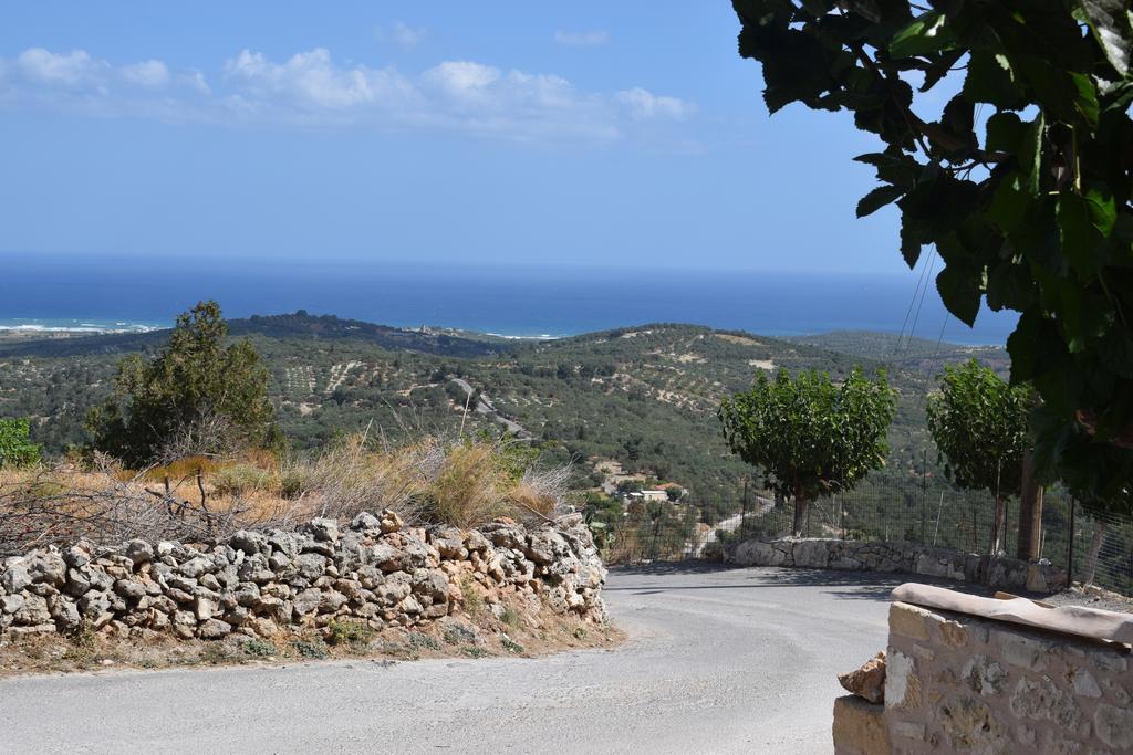 Traditional Stonebuilt Villa Leonanto, Only 5 Km From A Sandy Beach Kástellos Buitenkant foto