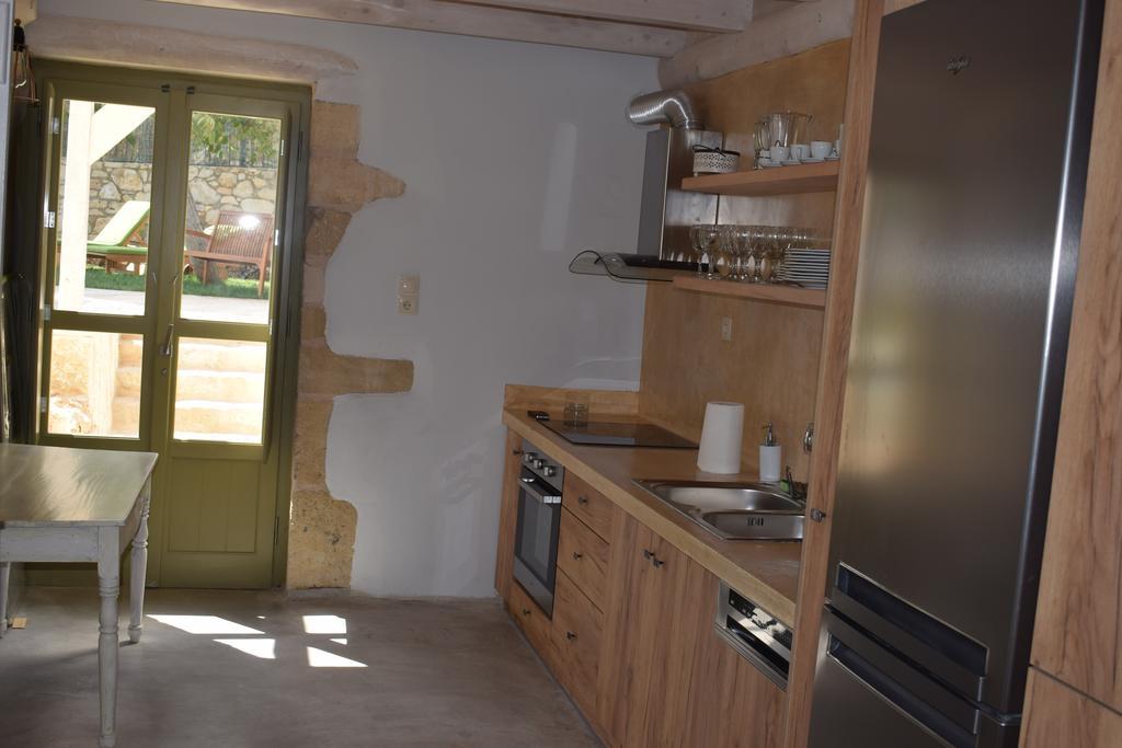 Traditional Stonebuilt Villa Leonanto, Only 5 Km From A Sandy Beach Kástellos Buitenkant foto
